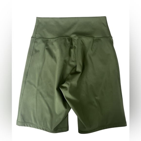 Ladies Gymshark Olive 8” High Rise Bicycle Shorts Size Small - Picture 4 of 5